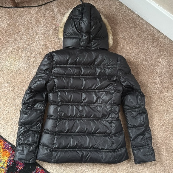 Juicy Couture small women's coat. Puffer down feathers fur - Picture 3 of 4